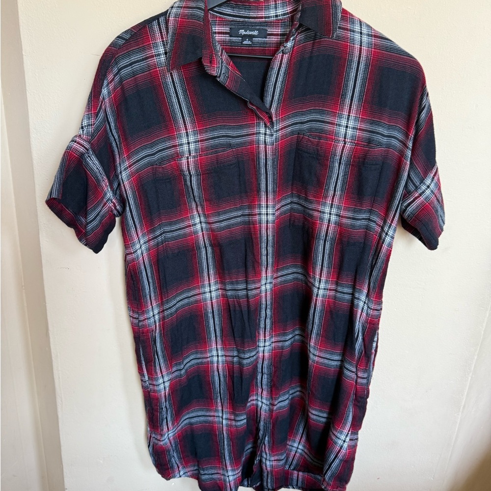 Madewell Black and Red Casual Button Down Shirt